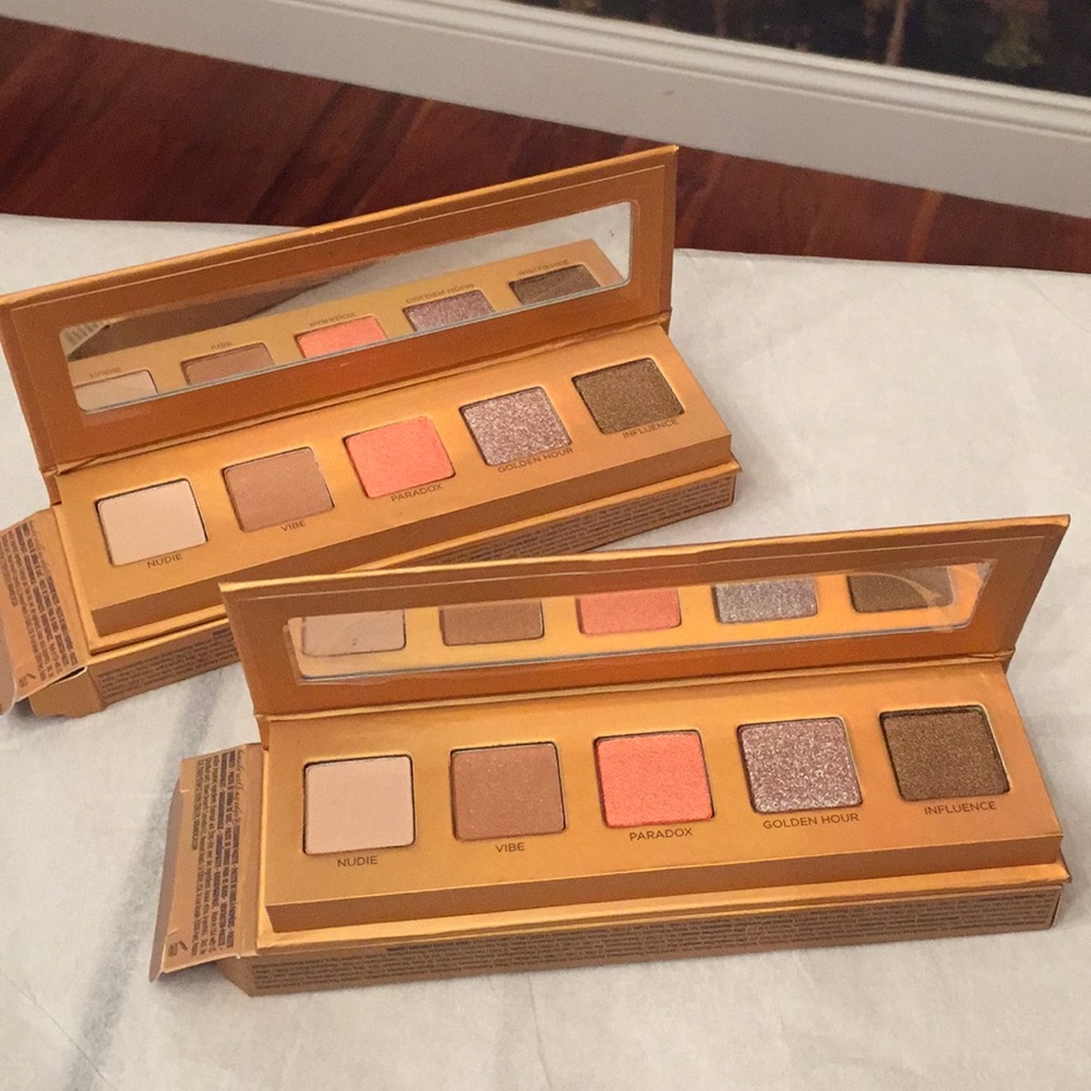 BNWT 2 Urban Decay Lightbeam Eyeshadow Palette